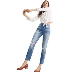 Madewell The High-Rise Slim Crop Boyjean:‎ Knee-Rip Edition Size 26